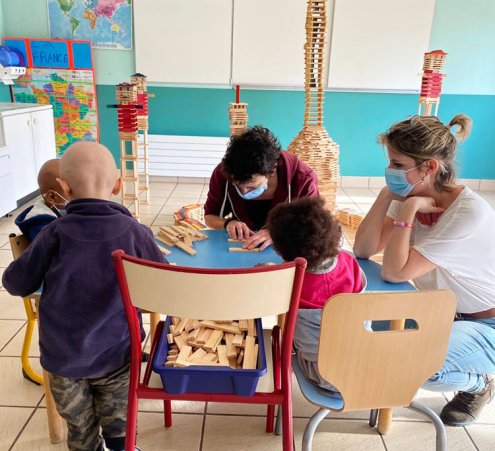 Des ateliers de construction Kapla 