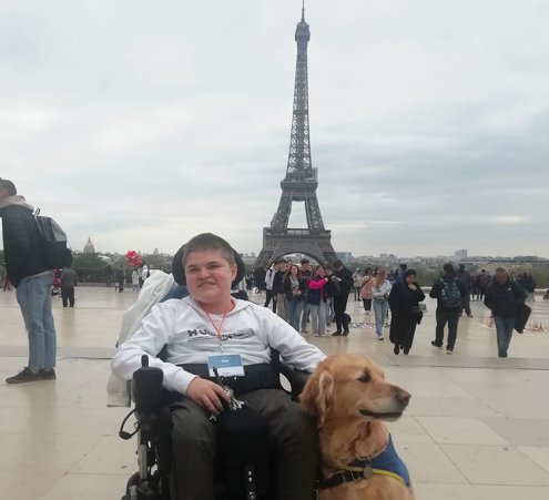 Noa visite Paris 