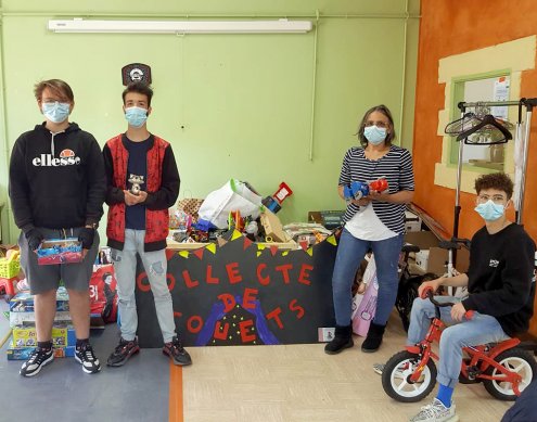 Des jouets recycl&eacute;s et solidaires sur Vinted !