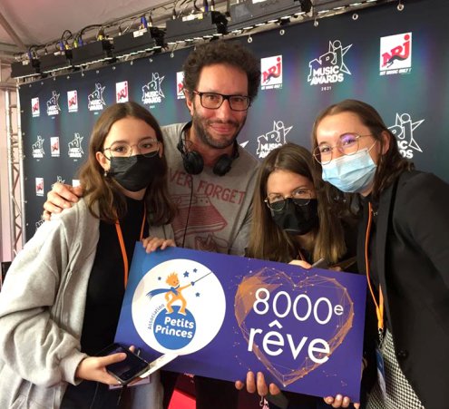 Julie, Laure et Valentine ont r&eacute;alis&eacute; le 8000e r&ecirc;ve de l&rsquo;Association
