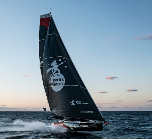 Gagnez la maquette officielle de l’IMOCA Association Petits Princes Quéguiner !
