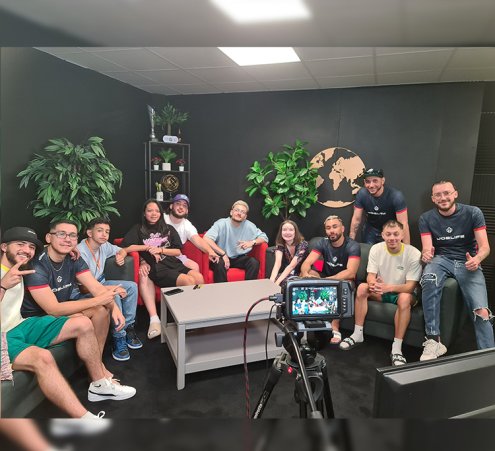 Sha&iuml; et Pauline rencontrent leurs streamers pr&eacute;f&eacute;r&eacute;s 