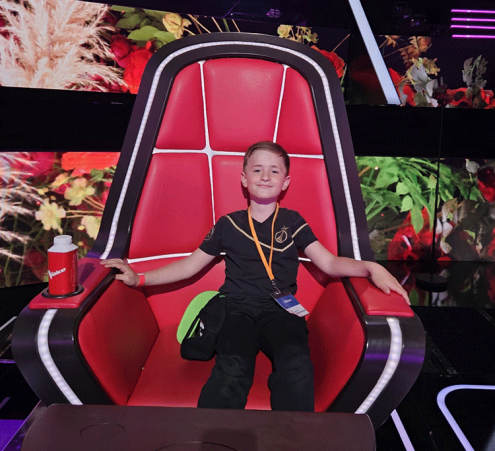 Cl&eacute;ment r&eacute;alise son r&ecirc;ve avec Soprano et The Voice Kids
