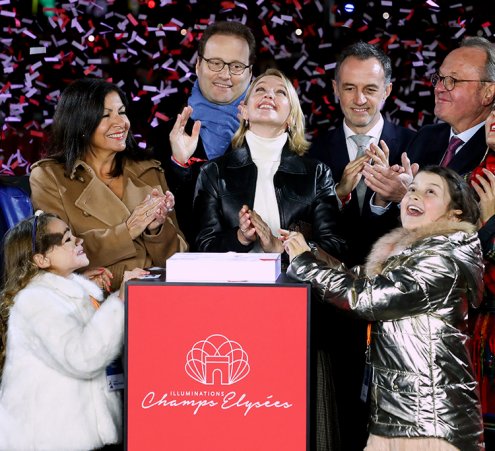 Nos princesses illuminent les Champs-Elys&eacute;es