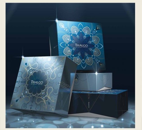 Un coffret de No&euml;l f&eacute;&eacute;rique