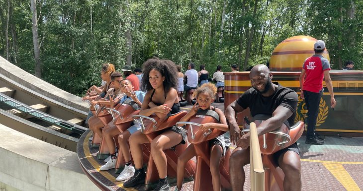 Djamaal adore les sensations fortes du parc Ast&eacute;rix 