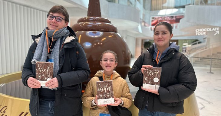 Des passionn&eacute;s de p&acirc;tisserie au Lindt Home of Chocolate 
