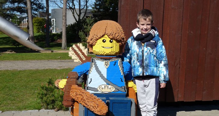 Ethan d&eacute;couvre LEGOLAND 