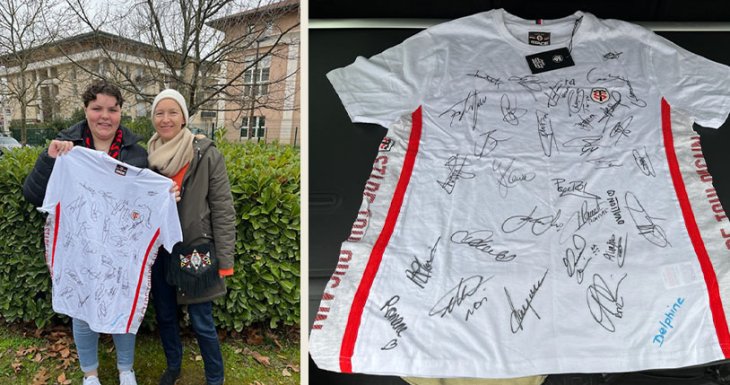 Lucie assiste &agrave; un match au stade Toulousain 