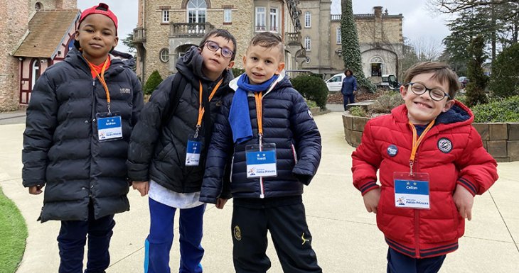 Des petits princes assistent &agrave; l&#039;entra&icirc;nement de l&#039;&eacute;quipe de France 