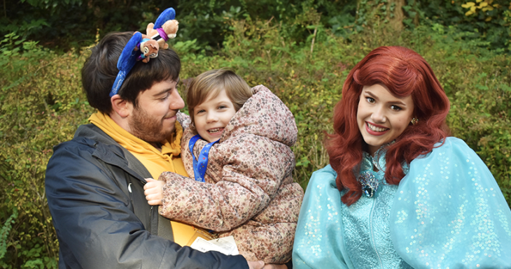 Flora plonge dans la magie de Disneyland Paris
