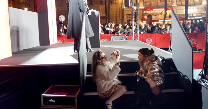 Nos princesses illuminent les Champs-Elys&eacute;es