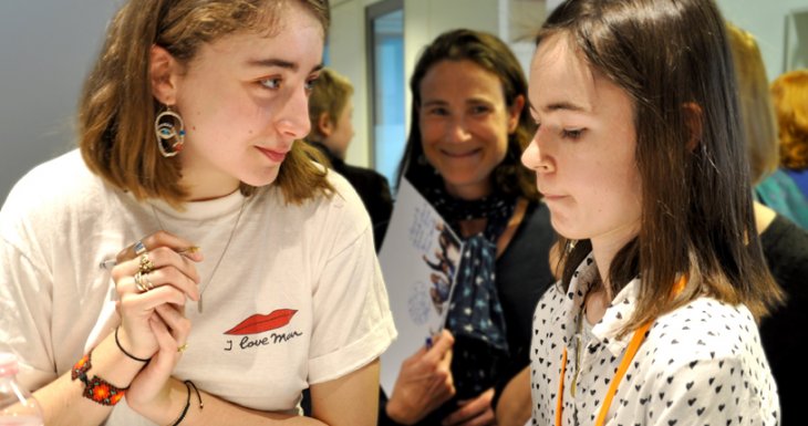 Rencontrer &quot;Les Bracelets Rouges&quot;