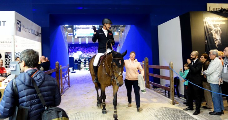Emma rencontre la championne de dressage