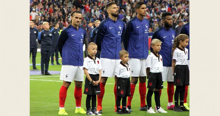 Deux matchs, trois Escort Kids, trois r&ecirc;ves.