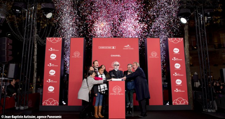 Illumination des Champs-&Eacute;lys&eacute;es avec Karl Lagerfeld