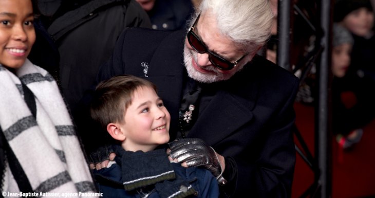 Illumination des Champs-&Eacute;lys&eacute;es avec Karl Lagerfeld