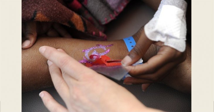 Toute l&rsquo;ann&eacute;e 2015 : un atelier maquillage &agrave; l&rsquo;h&ocirc;pital Necker-Enfants malades (AP-HP)