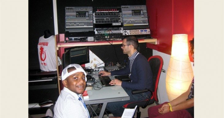 Dans un studio d&#039;enregristrement
