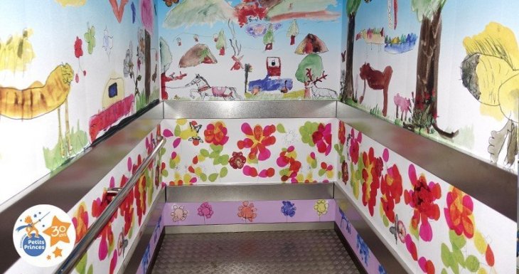 Une &oelig;uvre collective entre Christian Lacroix et des enfants de l&rsquo;h&ocirc;pital Trousseau