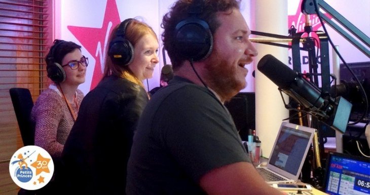 Rires toniques dans les studios de Virgin